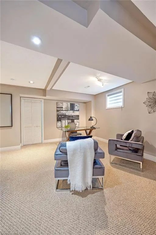 20 Ruddell Crescent