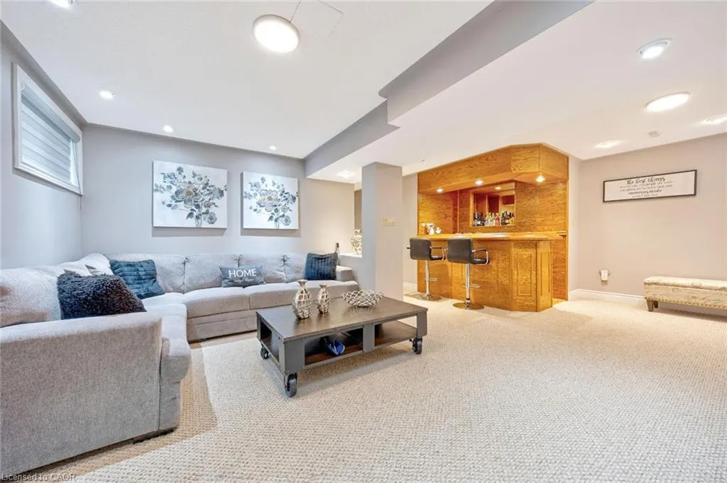 20 Ruddell Crescent