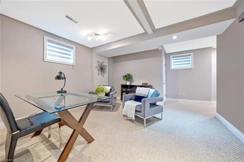 20 Ruddell Crescent