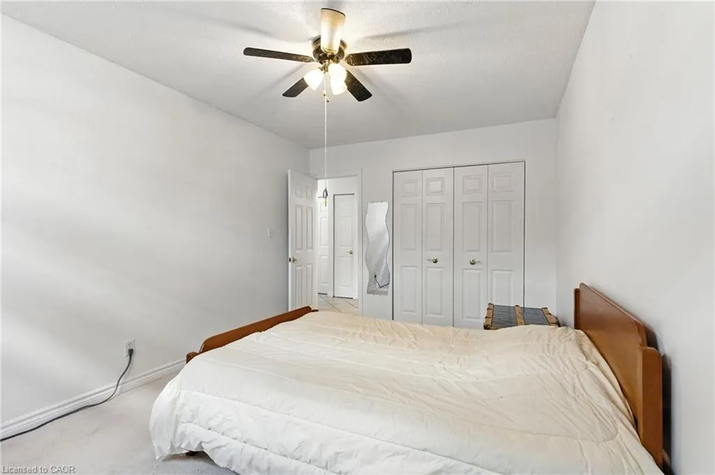 264 Oakdale Avenue #102