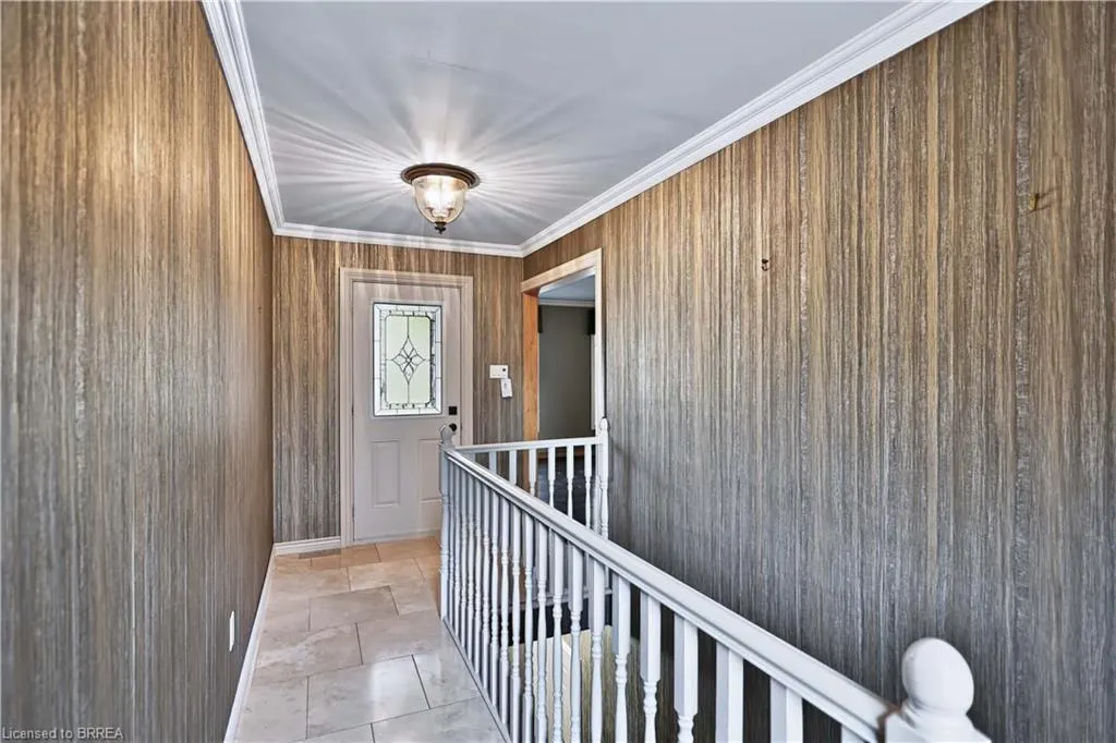 7 Charlton Drive