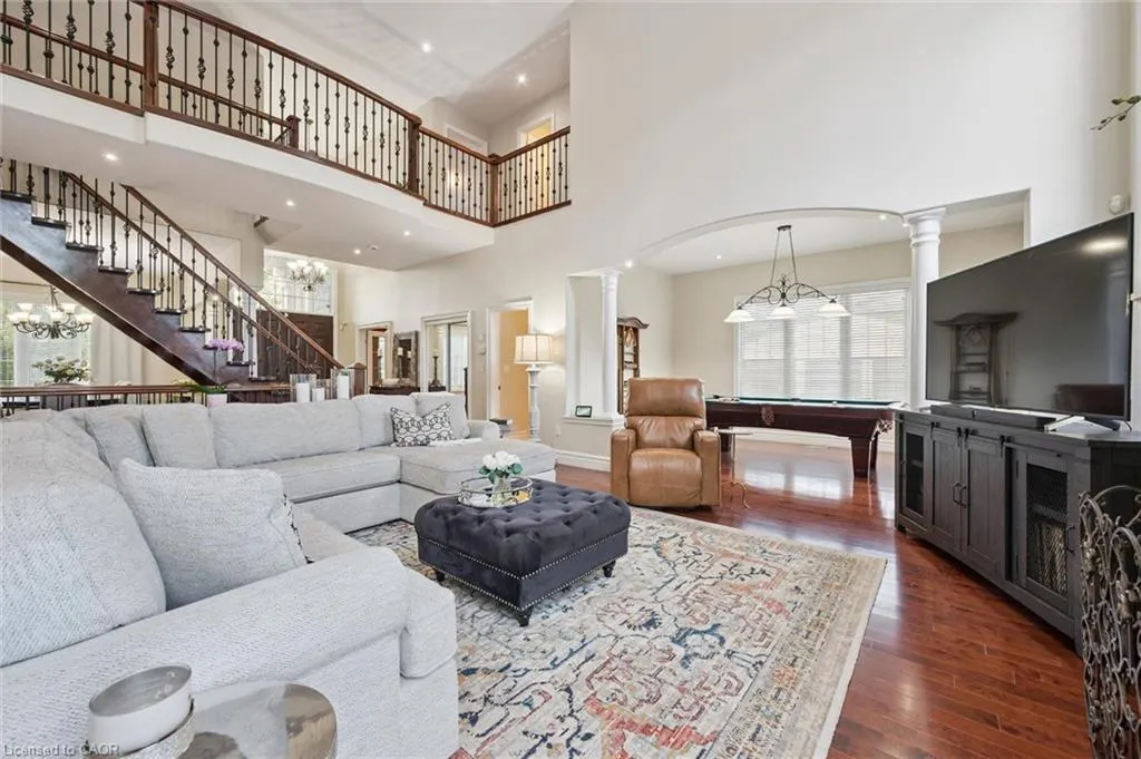 332 Scenic Drive