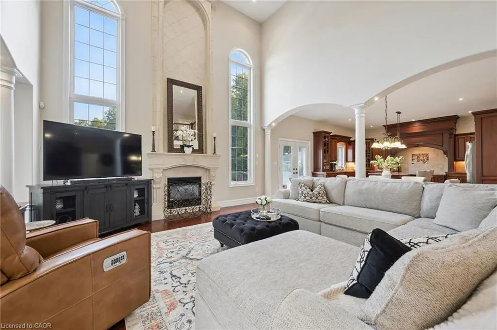 332 Scenic Drive