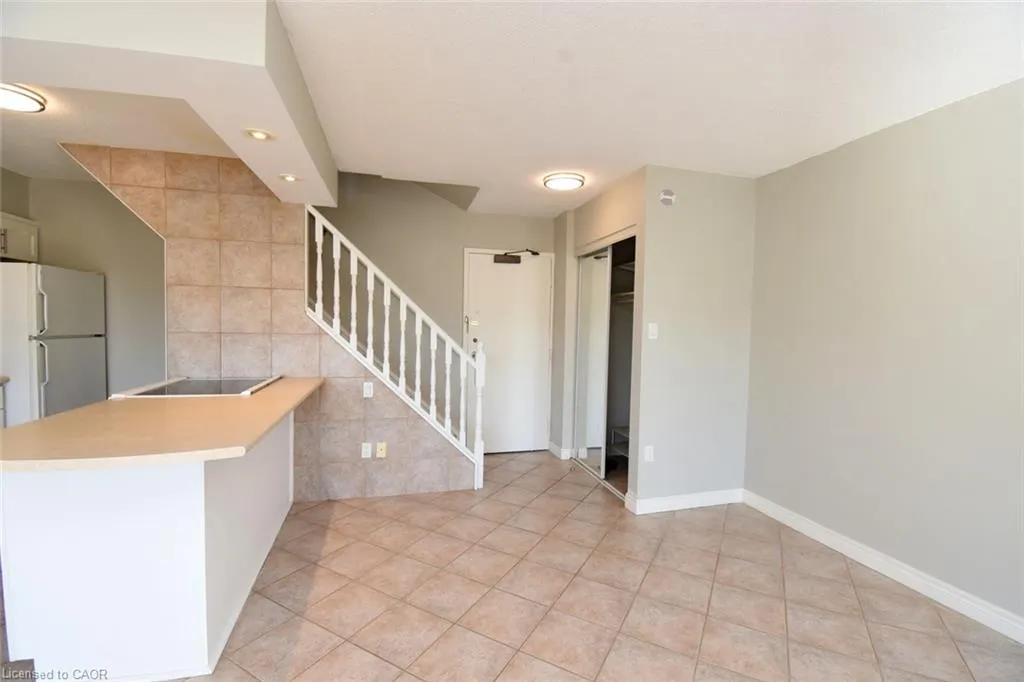 10 John Street #411