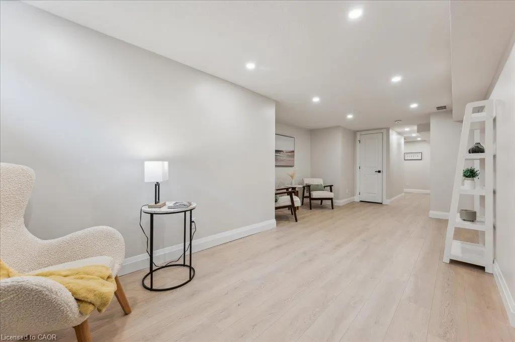 25 Valleyview Road #17