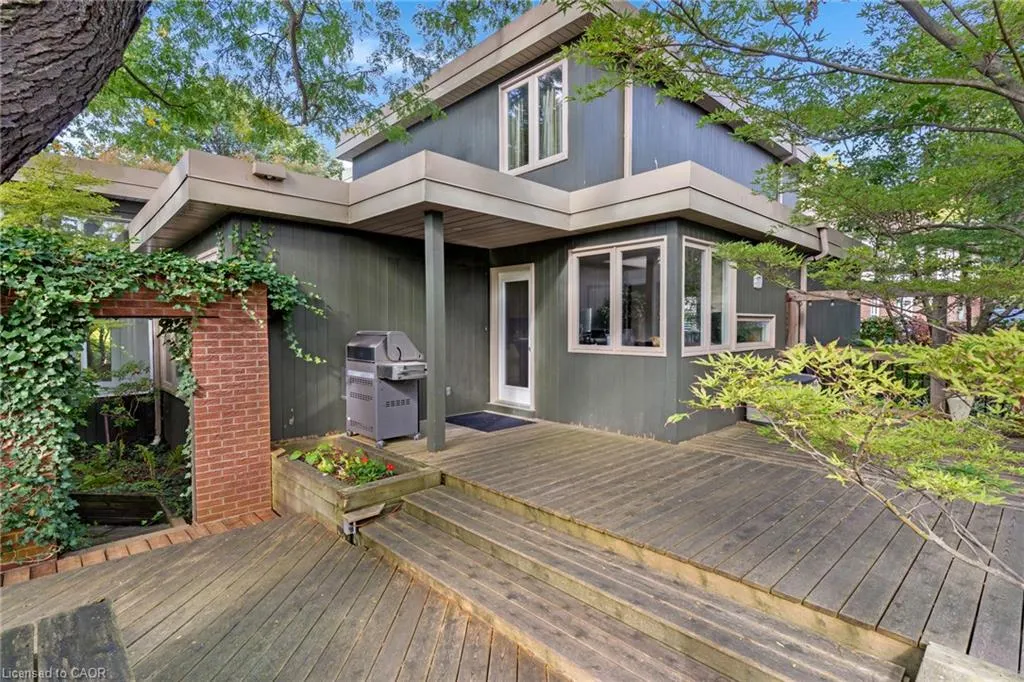 348 Browning Place