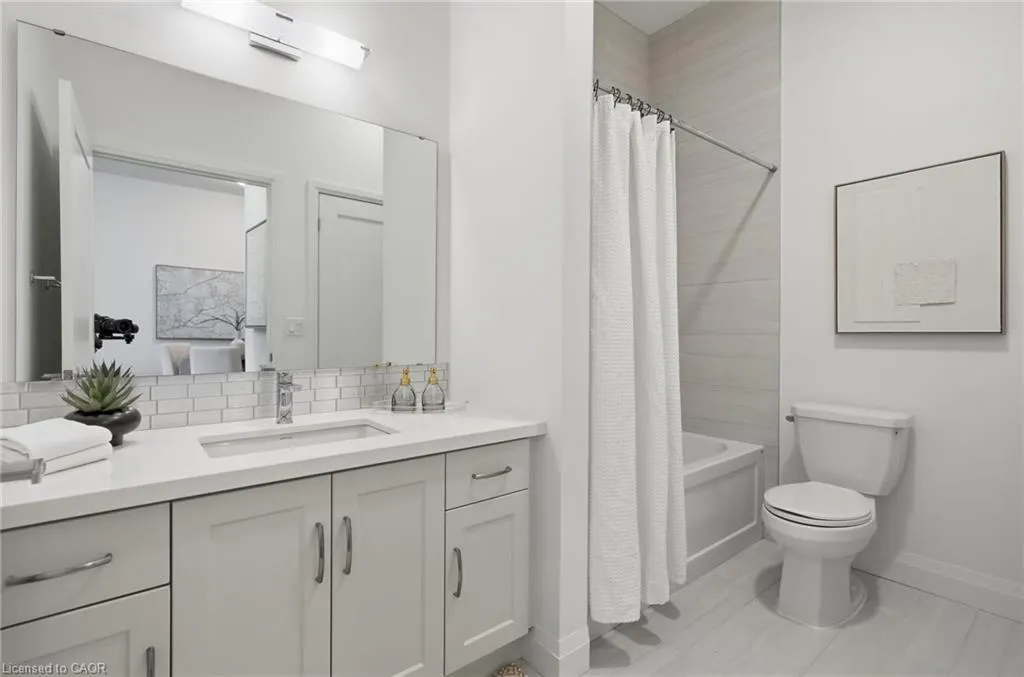 30 Hamilton Street S #101