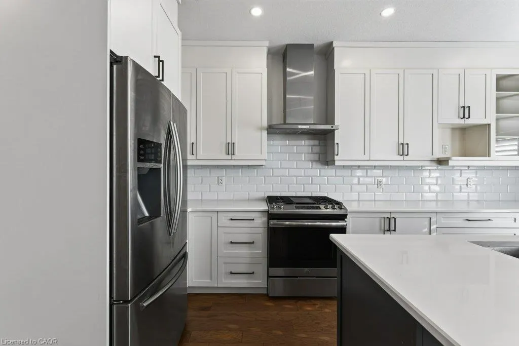 4297 East Avenue #8