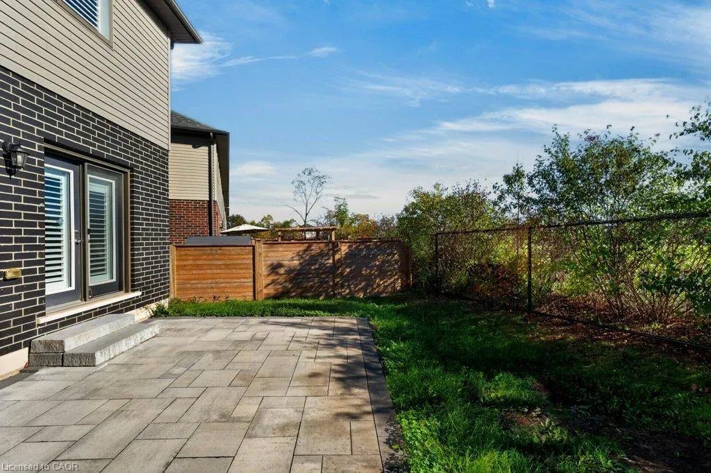 4297 East Avenue #8