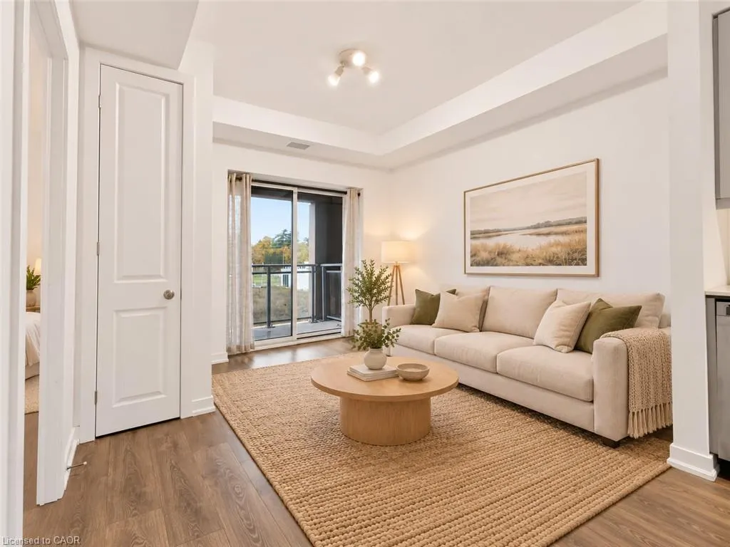 4040 Upper Middle Road #318