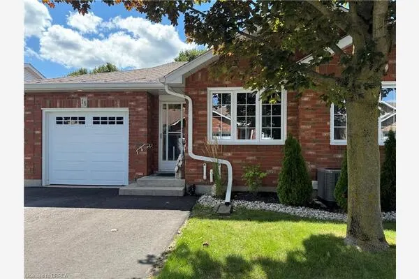 60 Whitlaw Way #16