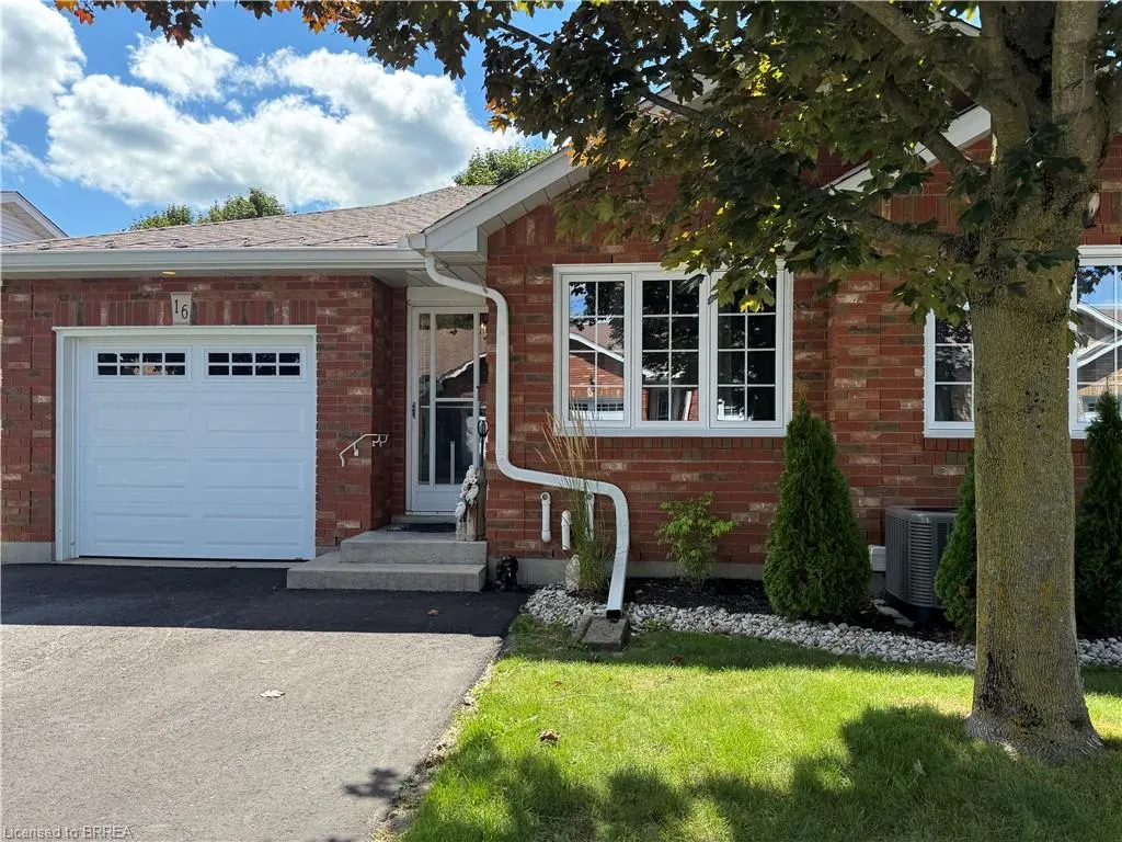 60 Whitlaw Way #16