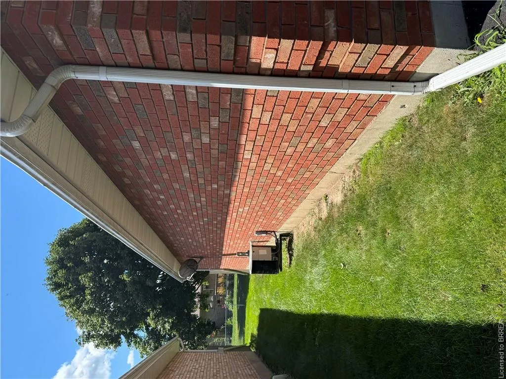 60 Whitlaw Way #16