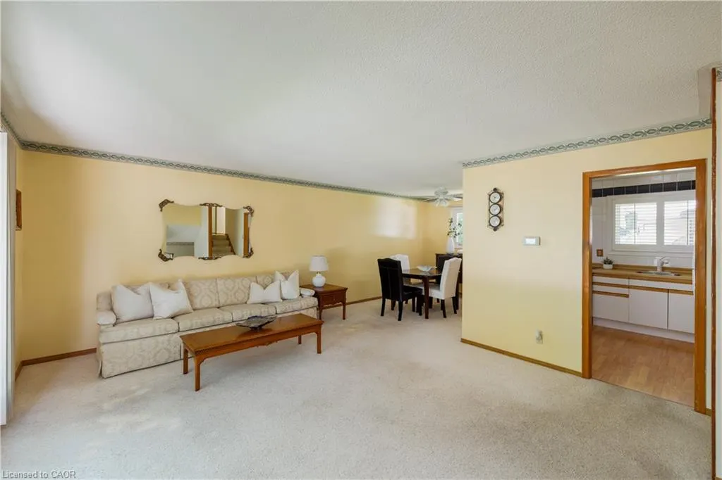 18 Osborne Crescent