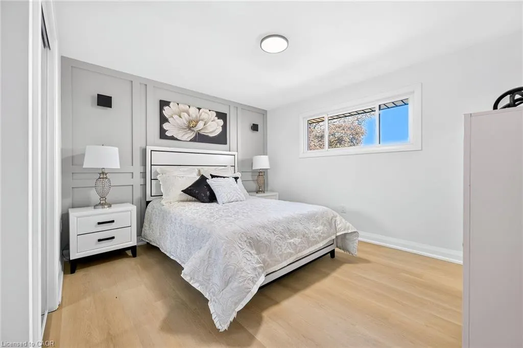 4 Bermuda Court