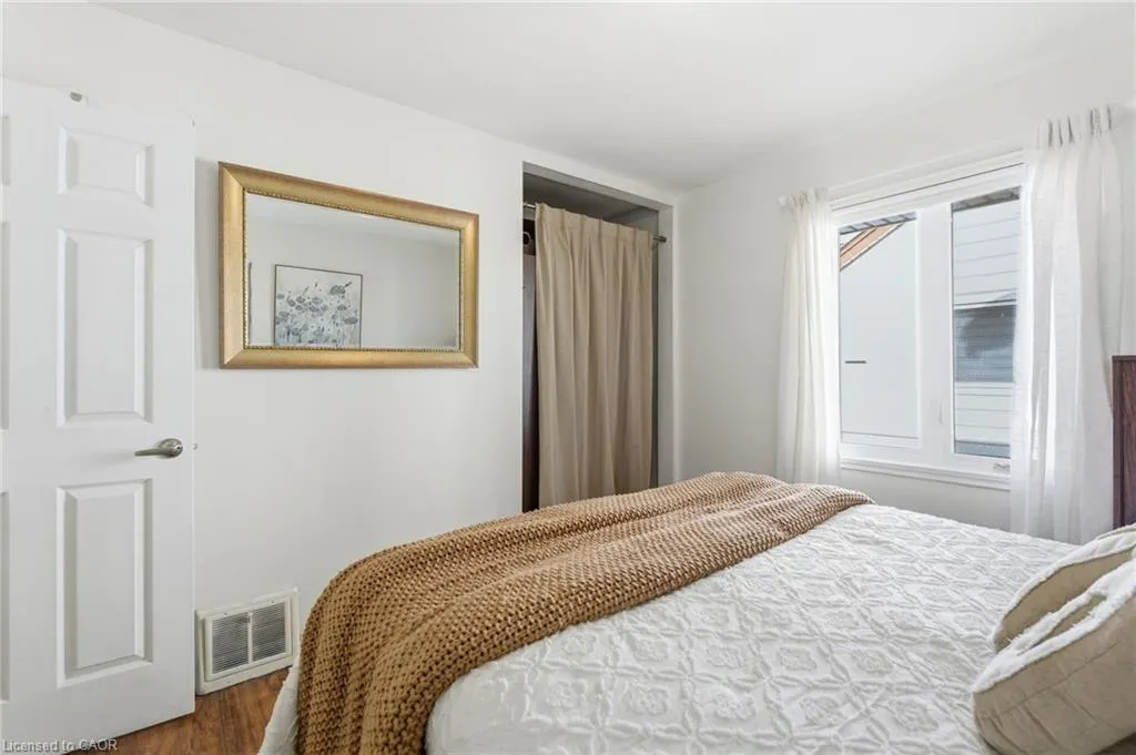 352 East 28th Street