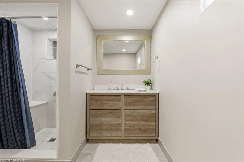 352 East 28th Street