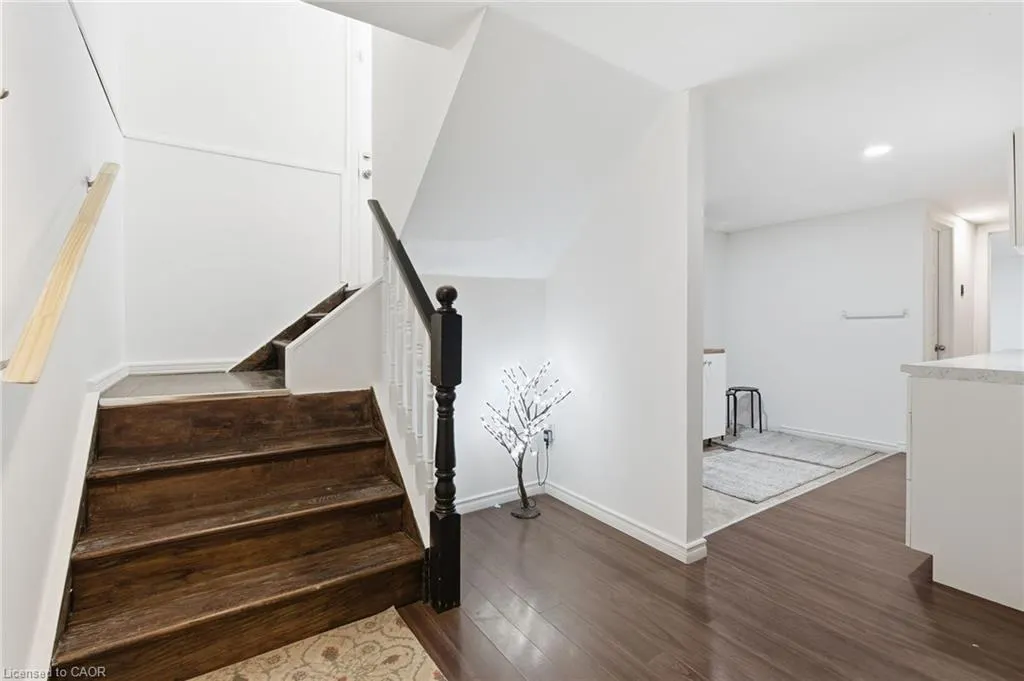 352 East 28th Street
