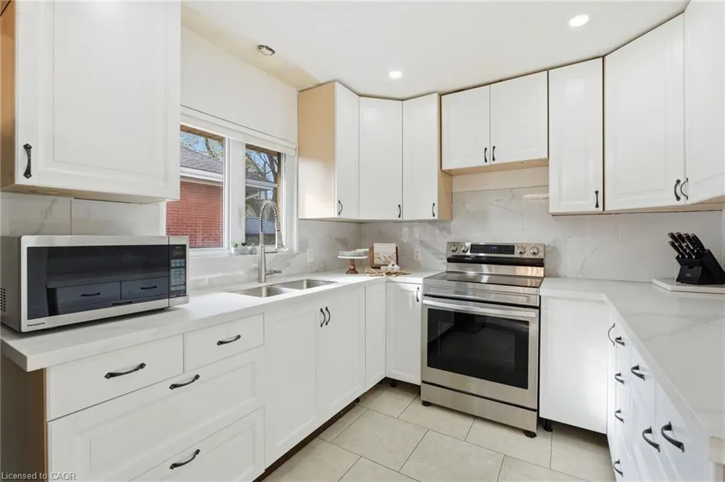 352 East 28th Street