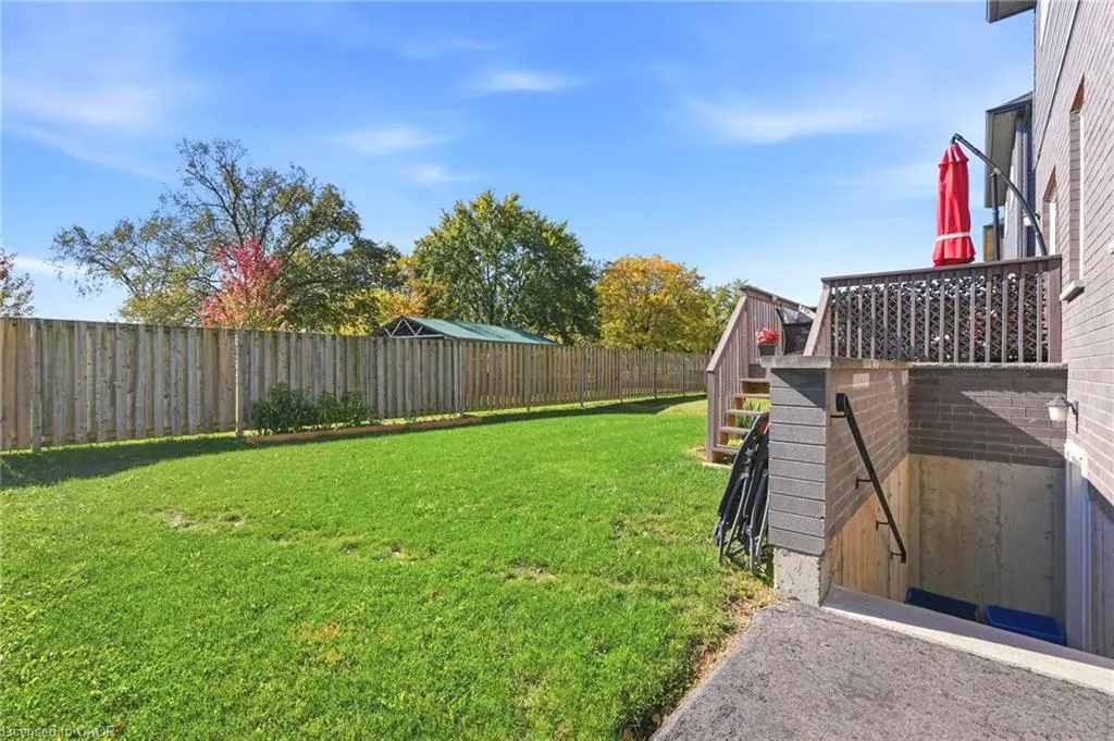 71 Laurent Avenue