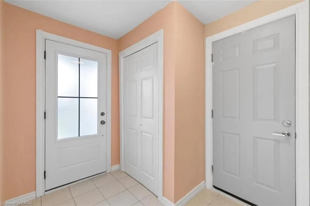 8 Forest Glen Crescent