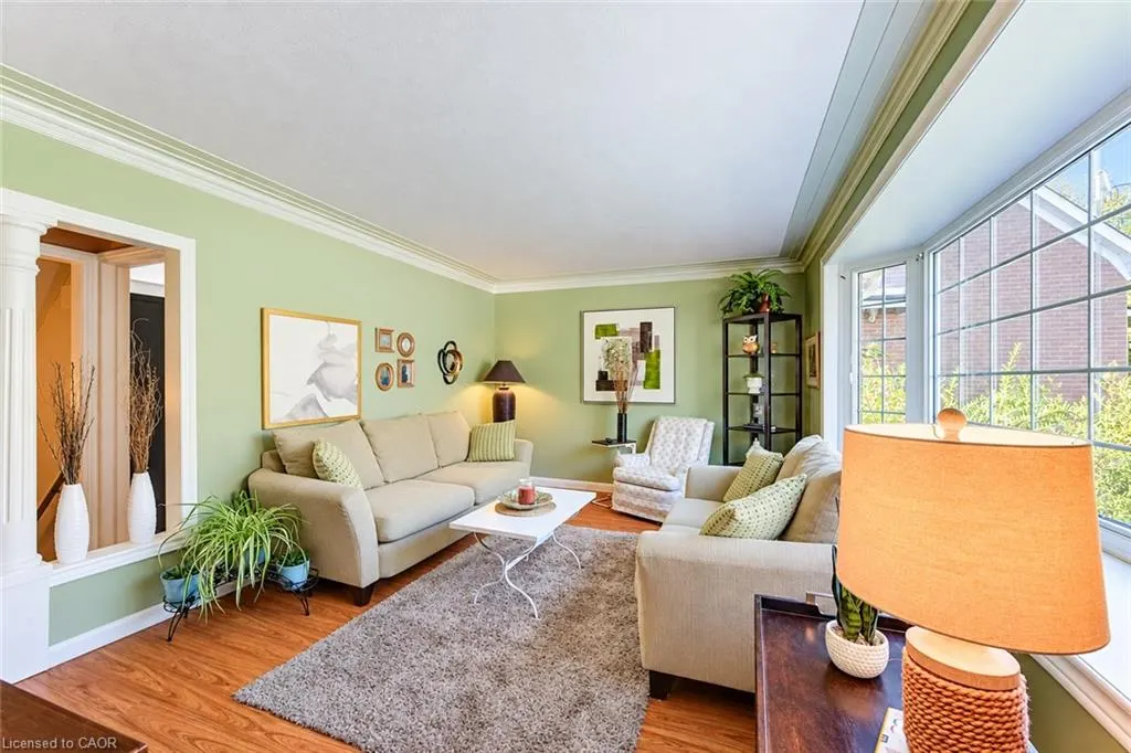 35 Pleasant Avenue