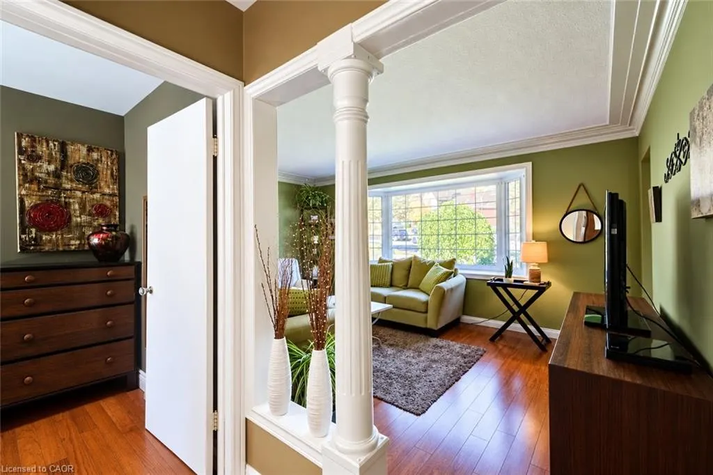 35 Pleasant Avenue