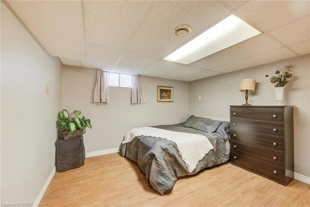 35 Pleasant Avenue