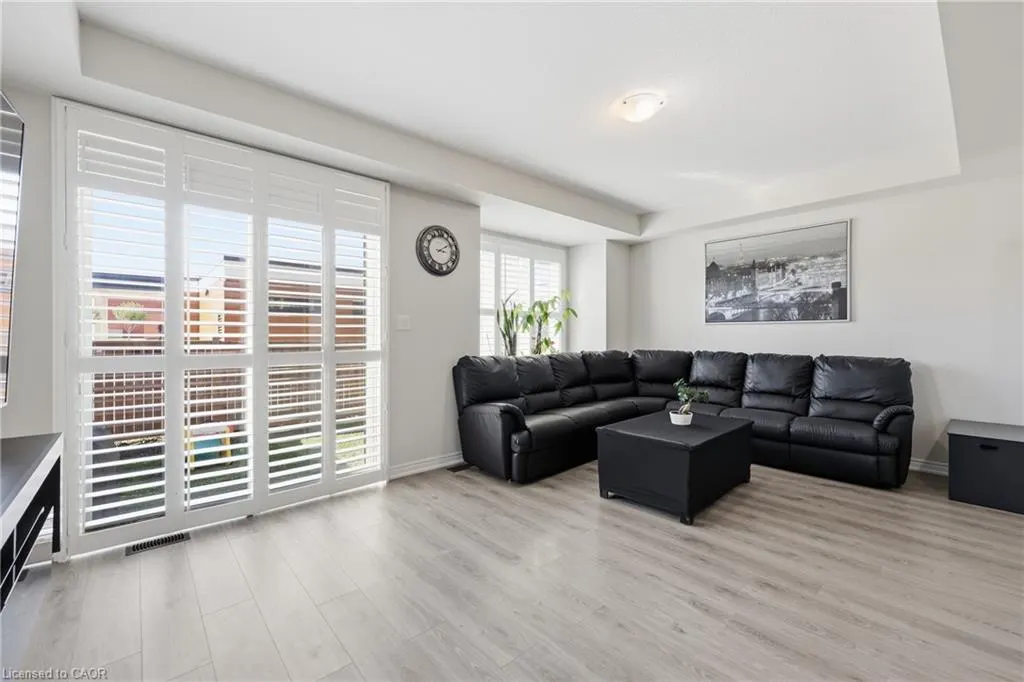 19 Hibiscus Lane