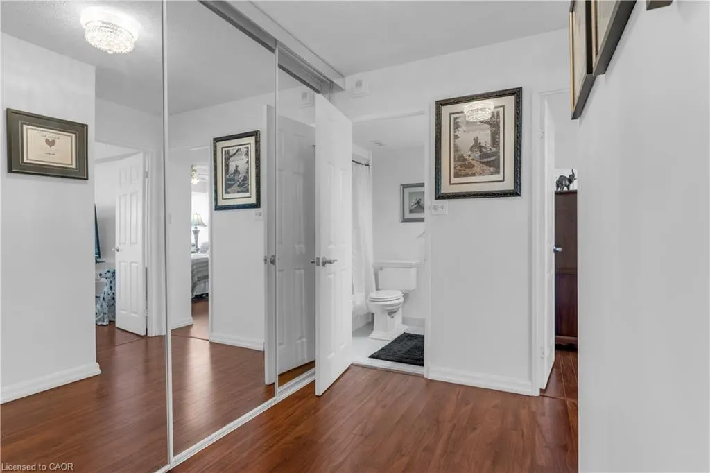 500 Green Road #1118