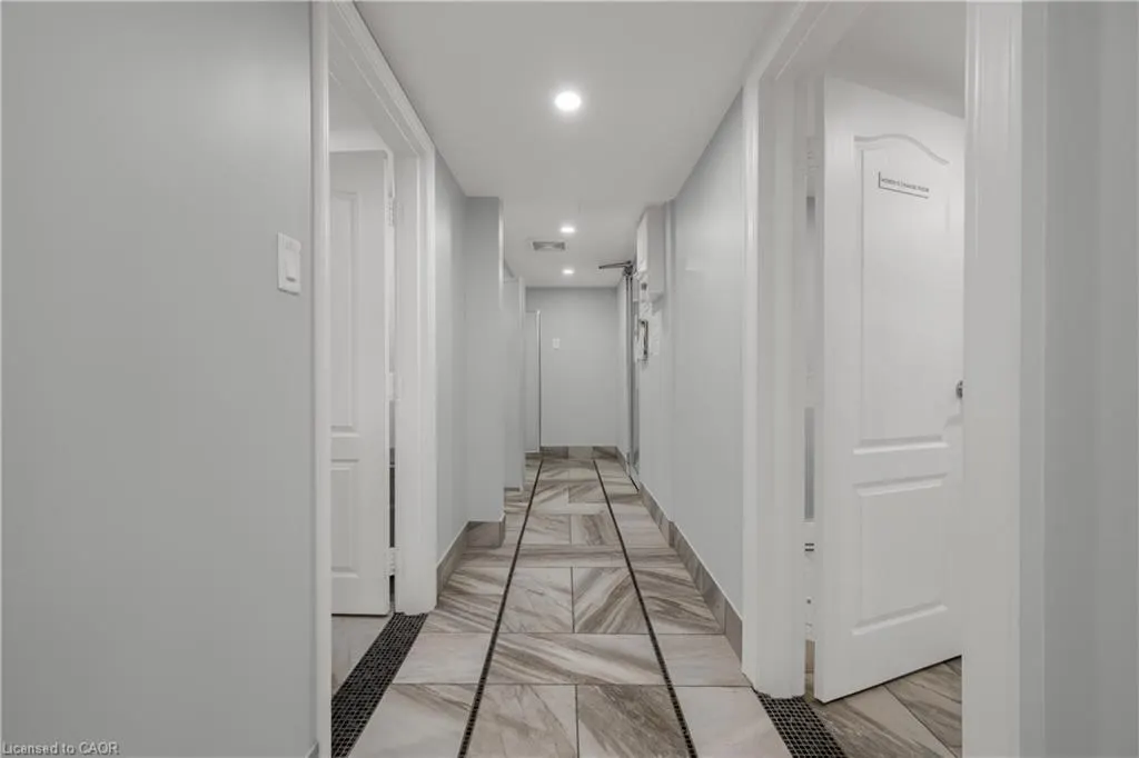 500 Green Road #1118