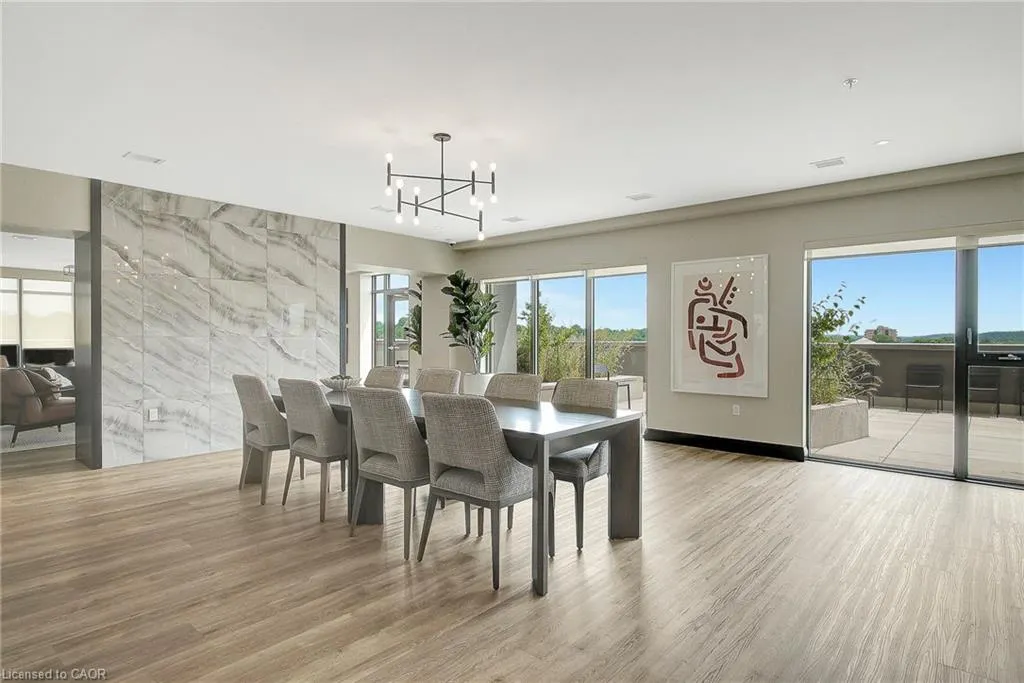 15 Glebe Street #1310
