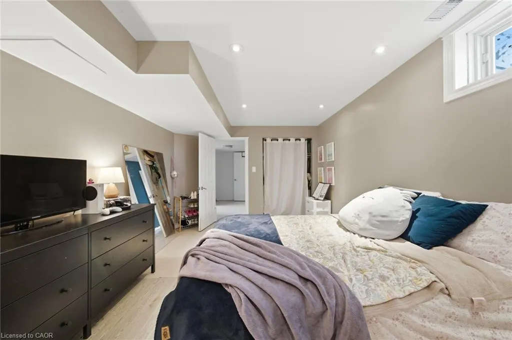 22 Mckay Street