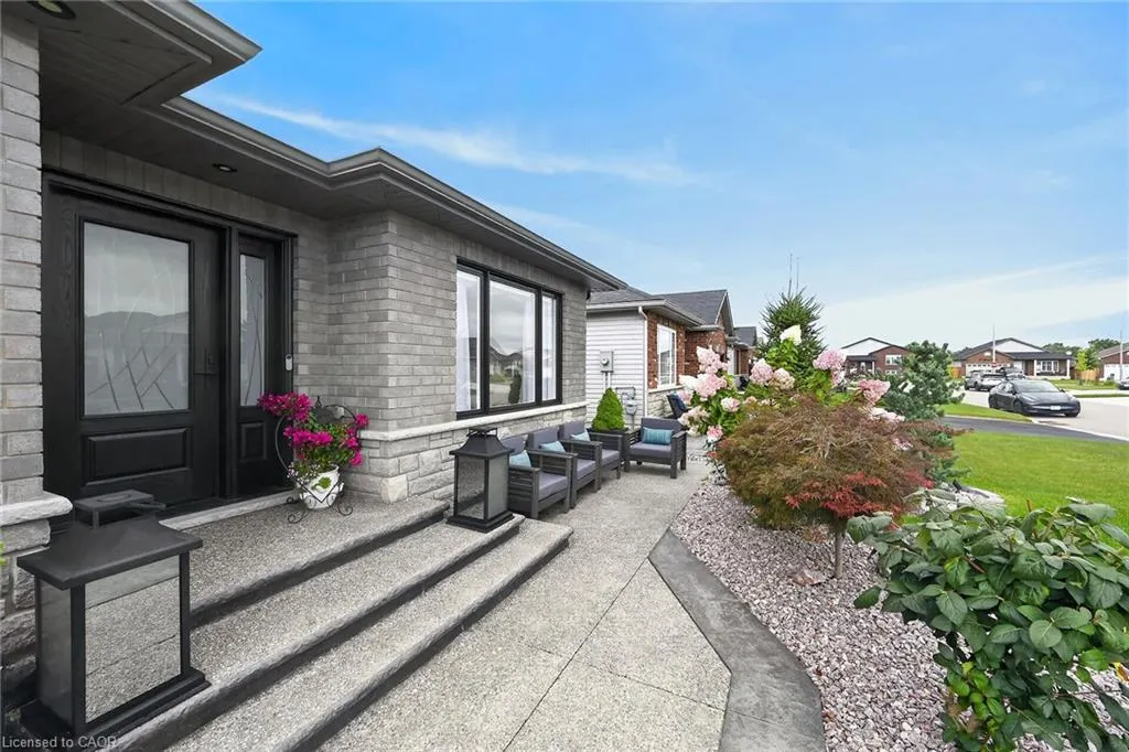 18 Linda Crescent