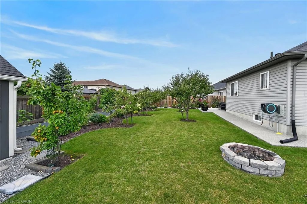 18 Linda Crescent