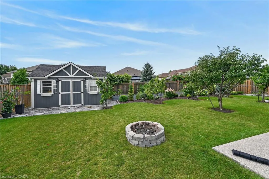 18 Linda Crescent