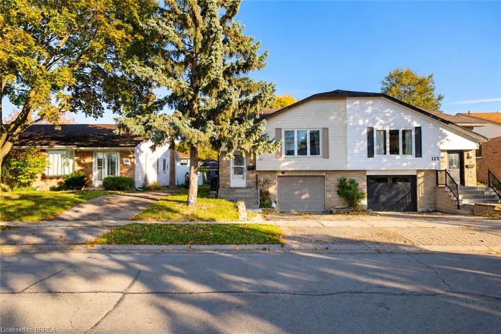 121 Ashgrove Avenue