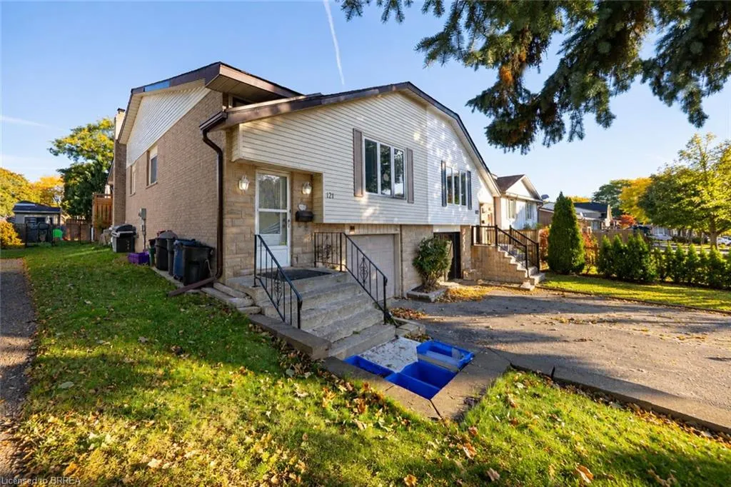 121 Ashgrove Avenue