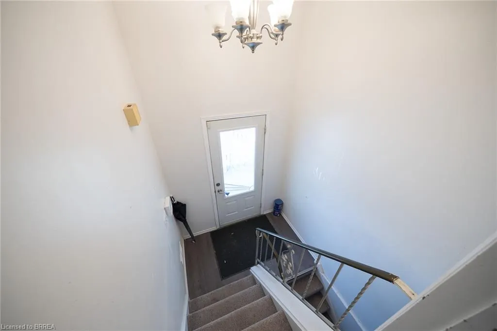 121 Ashgrove Avenue