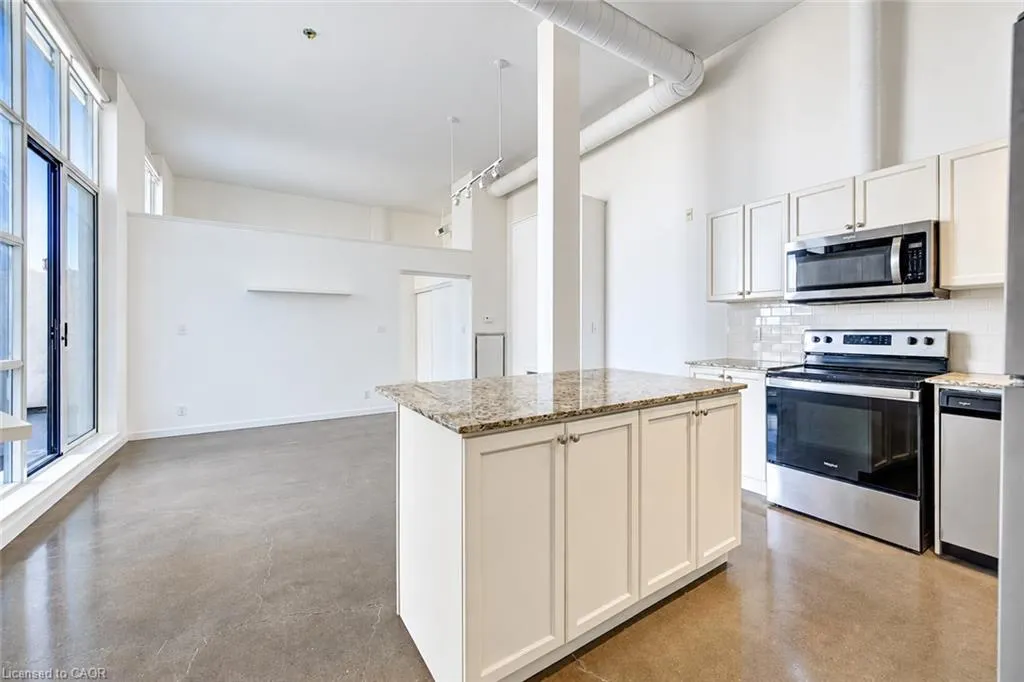 404 King Street W #507