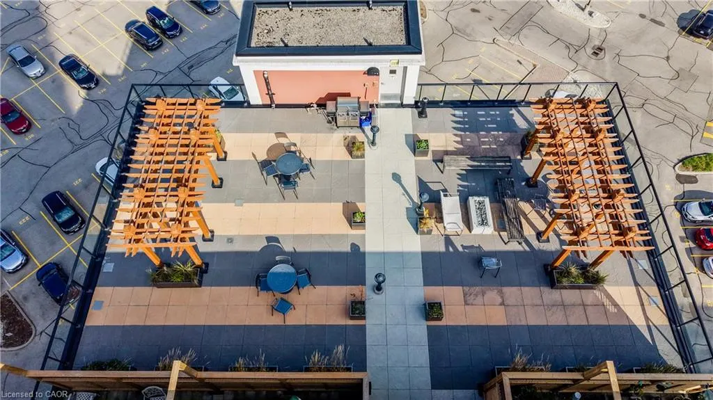 404 King Street W #507
