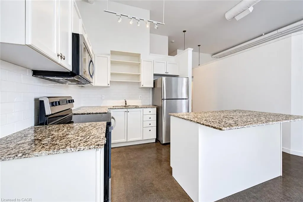 404 King Street W #507