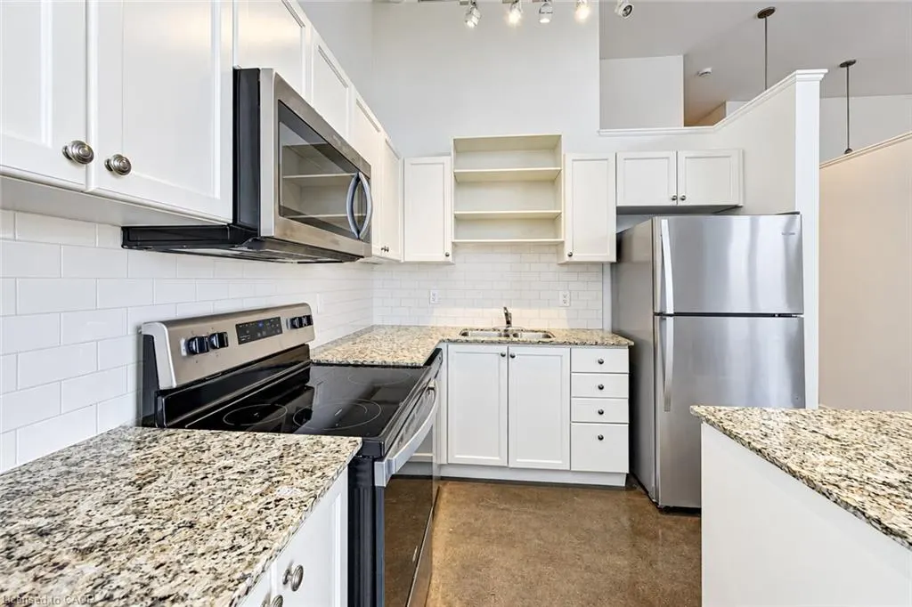 404 King Street W #507