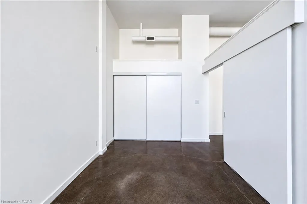 404 King Street W #507