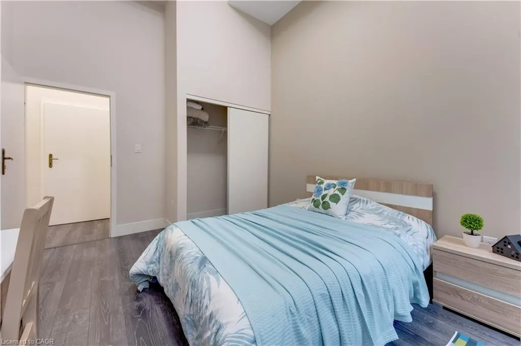 253 Albert Street #103
