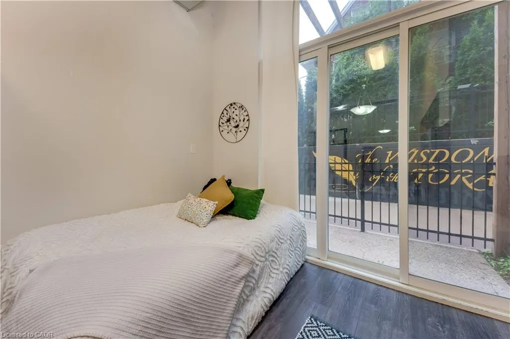 253 Albert Street #103