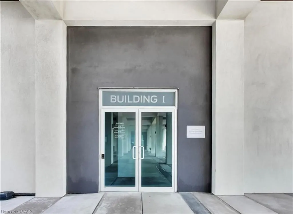 16 Concord Place #421