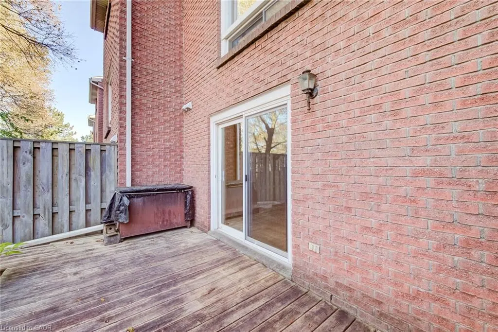 121 Morgan Avenue #25