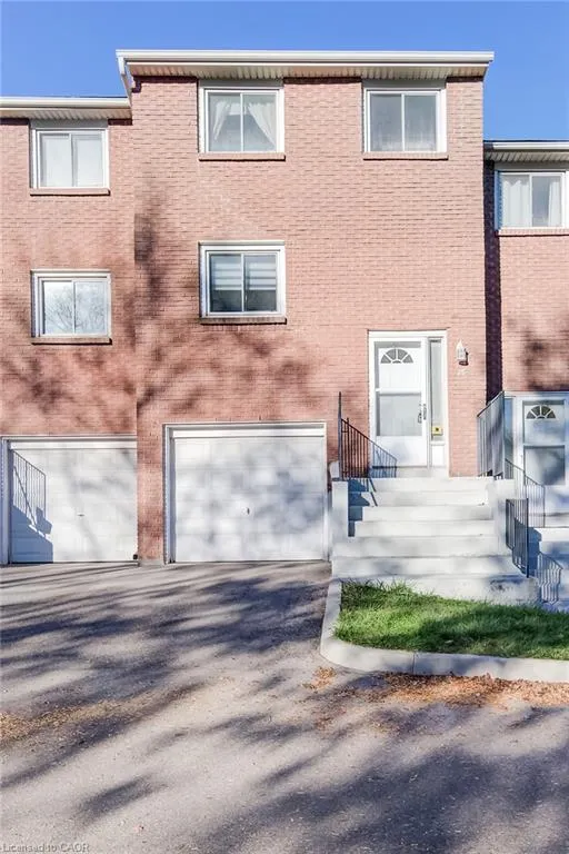 121 Morgan Avenue #25