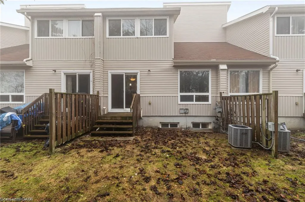 12 Lankin Boulevard #12